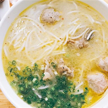 Bánh canh sườn Quảng Bình